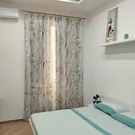 Stanza نابولي